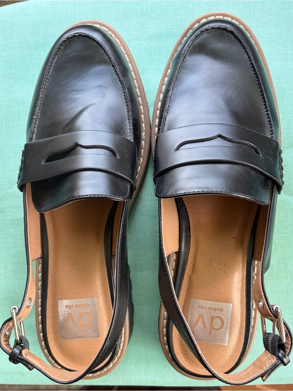 Women’s DV by Dolce Vita Black Cabo Slingbacks. 9.5